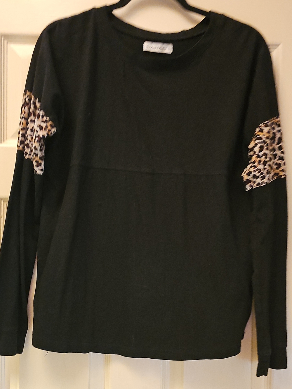 Sunshine & Rodeos Black Long-Sleeve Top with Leopard Accent - Women